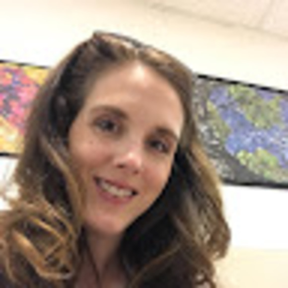 Meet your Posher, Emily - Picture 1 of 1